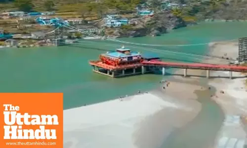 Dhari devi temple: a sacred shrine amid the waves of Alaknanda near Srinagar