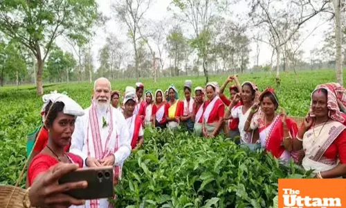 PM Modis tea break: Surprise Assam visit, selfie with tea pluckers