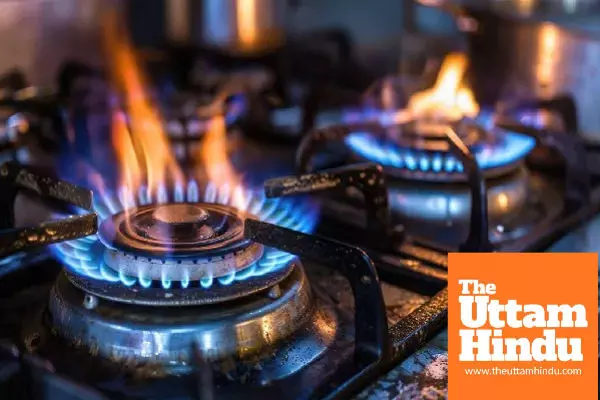 LPG hassle ends as solar cooking system runs on sunlight, works even at night; trial successful LPG hassle ends as solar cooking system runs on sunlight, works even at night; trial successful