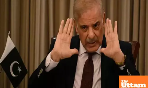 Pakistan slashes energy use: Markets to close by 8 PM amidst soaring fuel prices