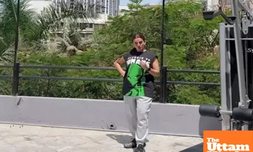 Akshara Singh sweats it out for chumma lela Raja ji dance rehearsal in gym