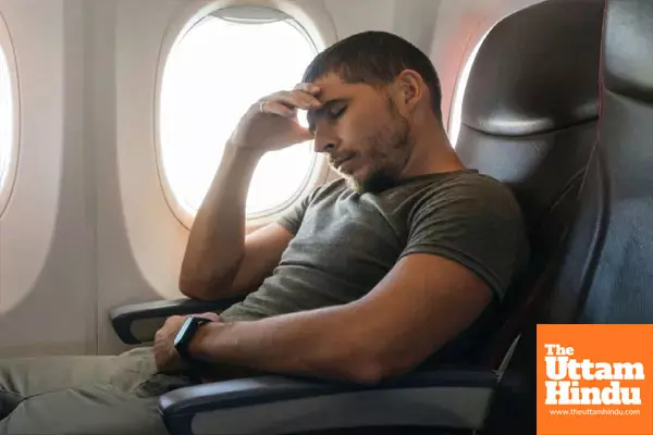 8 smart hacks for a comfortable long-haul flight, beat fatigue and jet lag easily 8 smart hacks for a comfortable long-haul flight, beat fatigue and jet lag easily